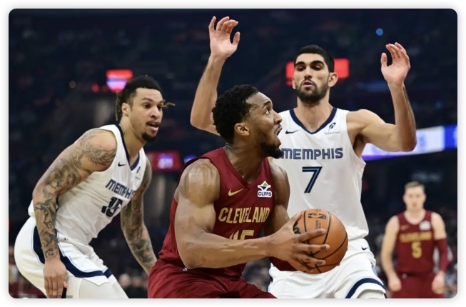 米切爾33分莫布利25+13 莫蘭特兩雙騎士勝灰熊豪取7連勝