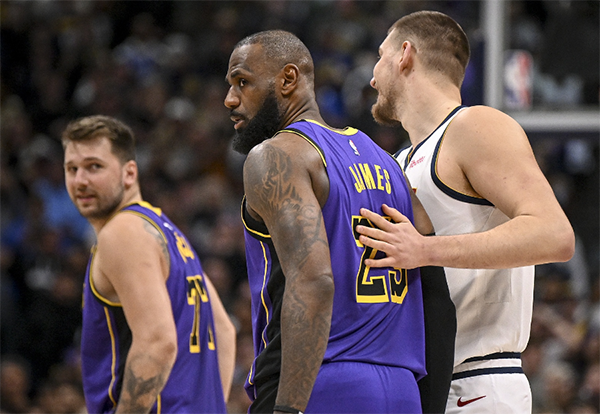 湖人隊(duì)獲得23分！ Doncic爆炸了32+10+7 火箭“輔助”湖人返回西部的第四名