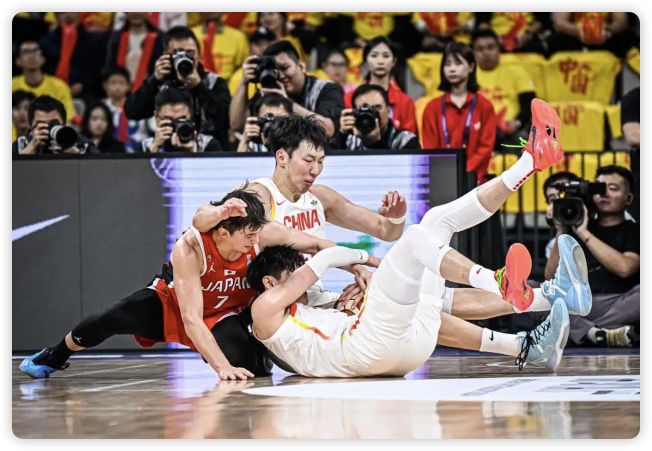 42分大勝！亞預(yù)賽中國男籃復(fù)仇日本 趙睿16+8+5